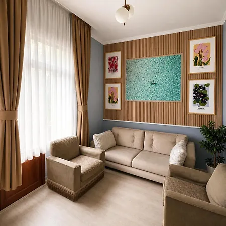 Aparthotel I1 By Tram With Seaview, Jacuzzi