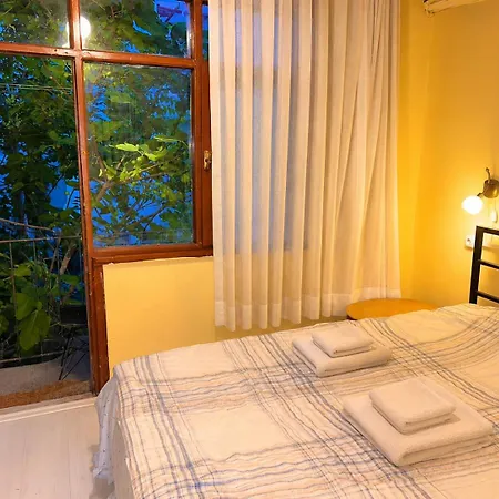 I1 By Tram With Seaview, Jacuzzi Aparthotel Istanbul