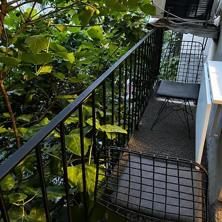 I1 By Tram With Seaview, Jacuzzi